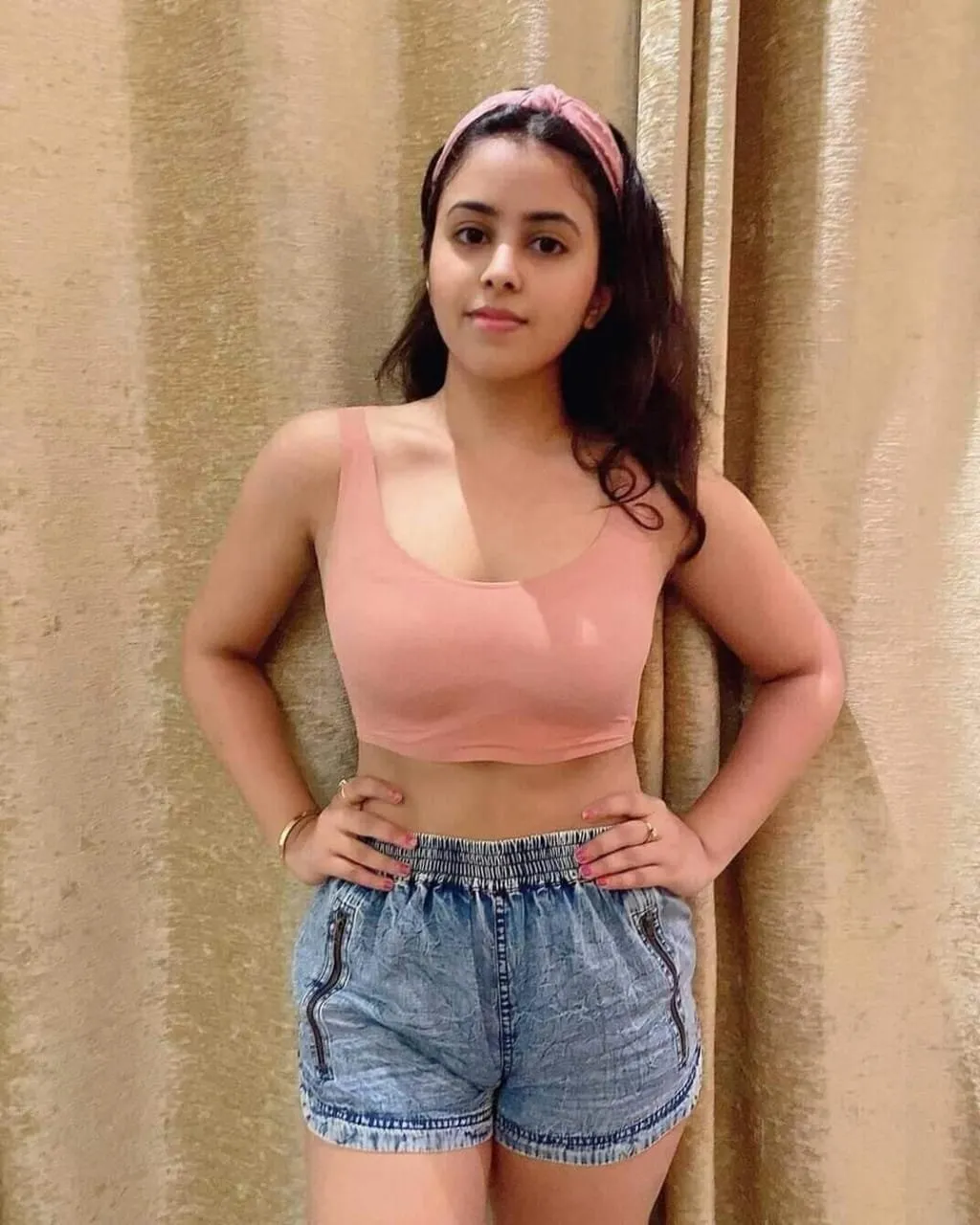 Elite Call Girls in Noida Powered by DelhiMazza